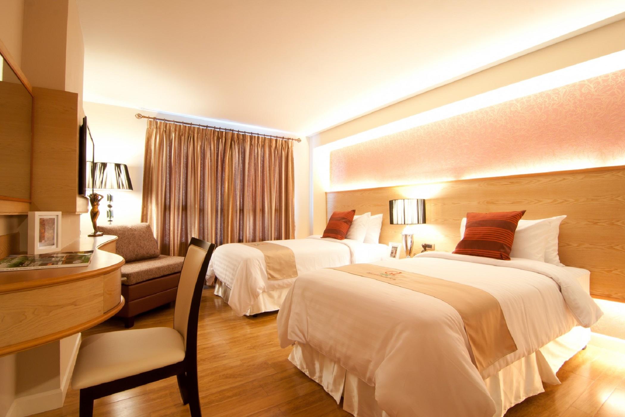 Grand Lord Boutique Hotel- Sha Extra Plus Certified Bangkok Exterior photo