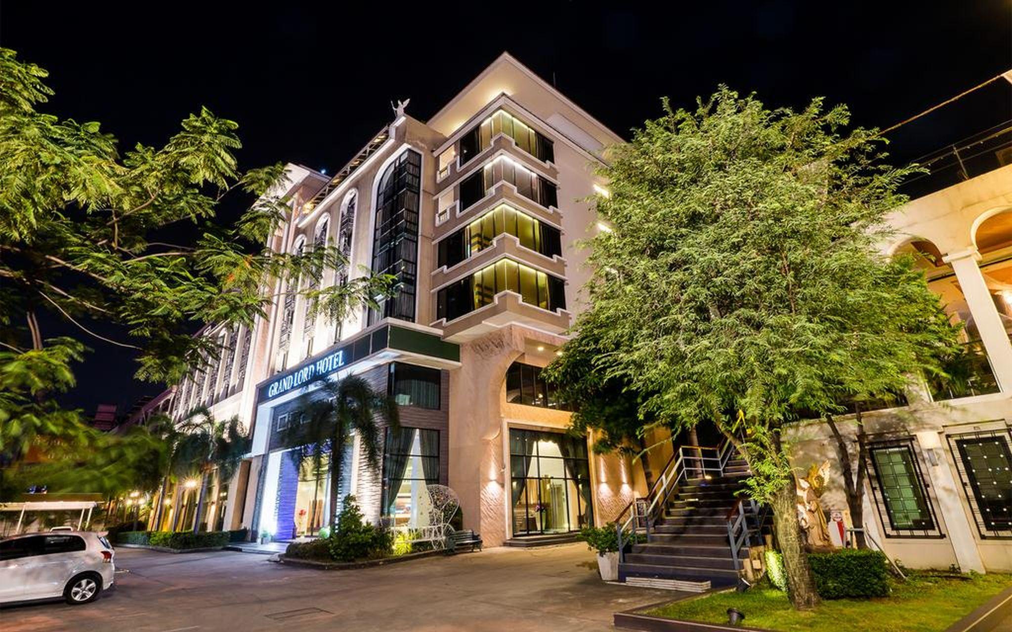 Grand Lord Boutique Hotel- Sha Extra Plus Certified Bangkok Exterior photo