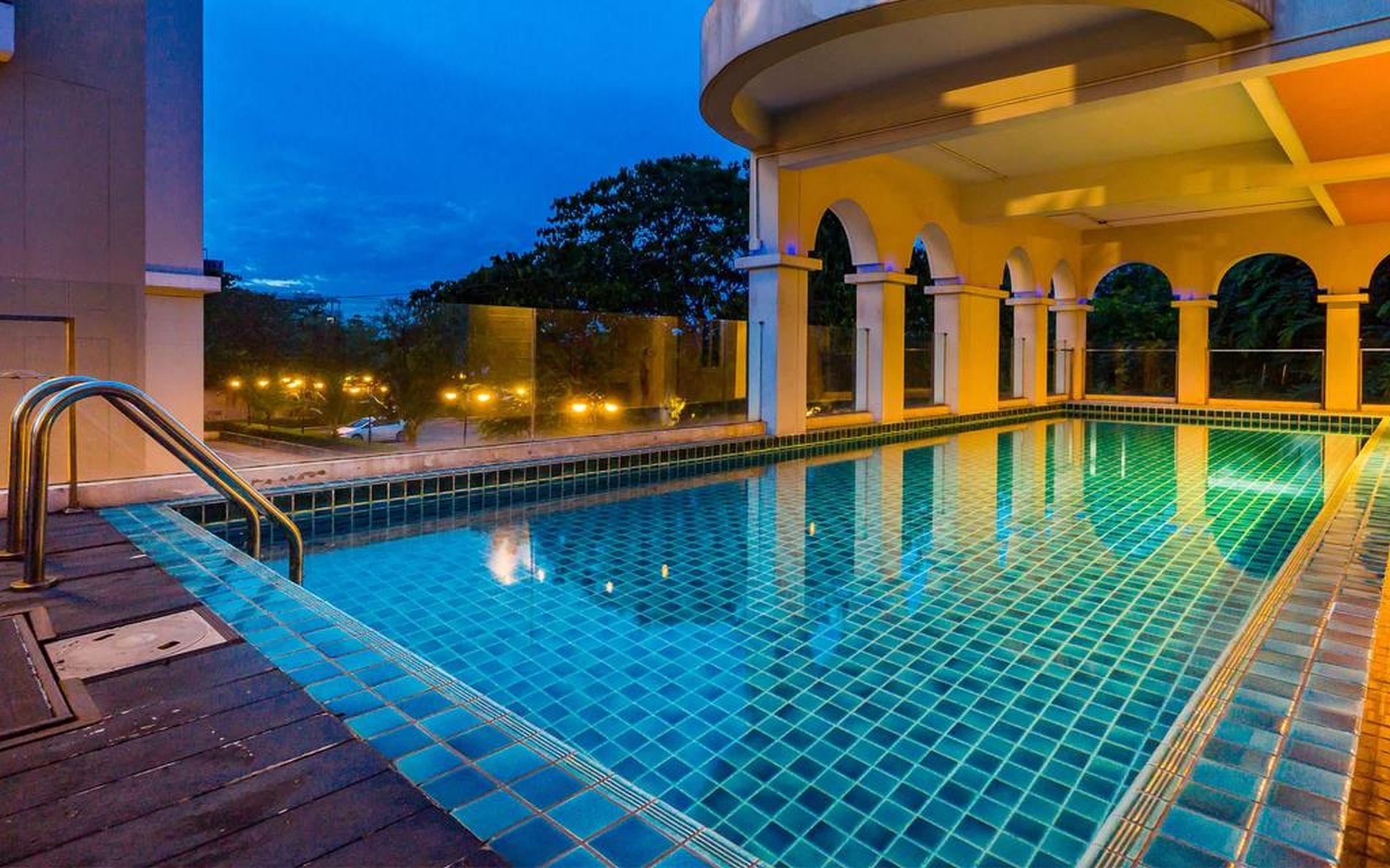 Grand Lord Boutique Hotel- Sha Extra Plus Certified Bangkok Exterior photo